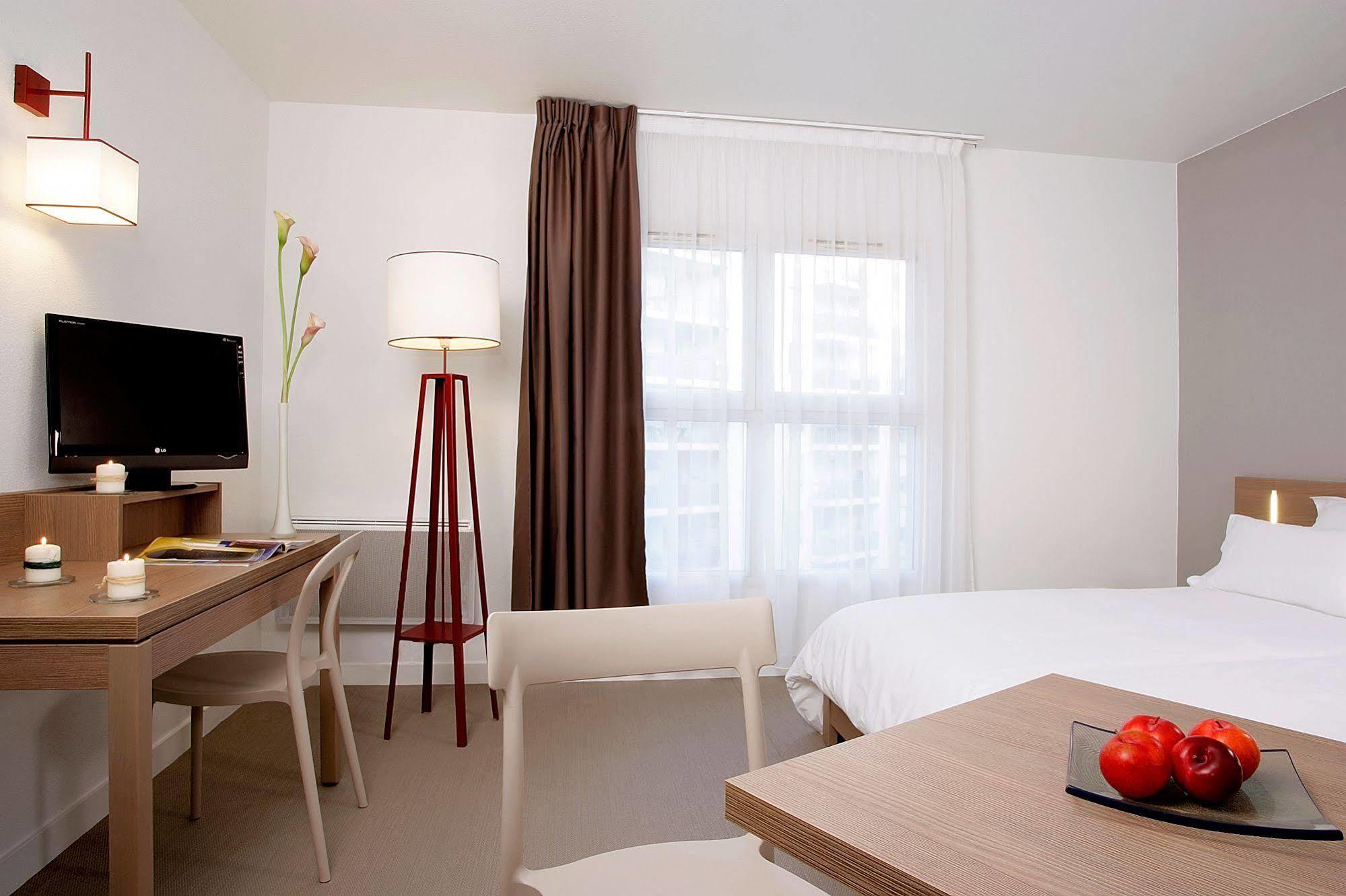 Appart'City Confort Perpignan Centre Gare Екстериор снимка